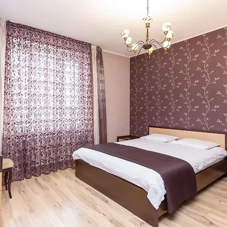 Minsklux Apartments 2 Bedrooms - 100Sqm On Mayakovskogo Str.15