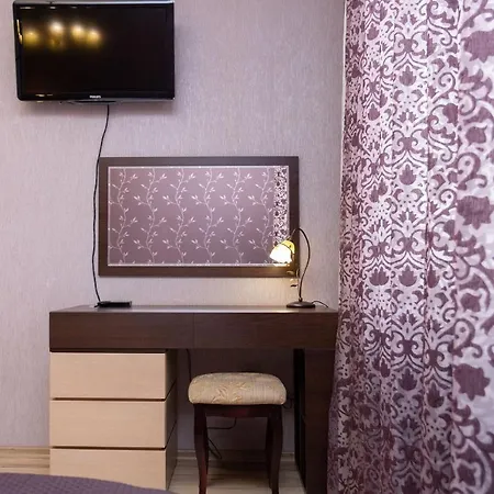 Апартаменты Minsklux Apartments 2 Bedrooms - 100Sqm On Mayakovskogo Str.15 Минск