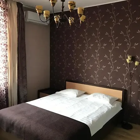 Minsklux Apartments 2 Bedrooms - 100Sqm On Mayakovskogo Str.15