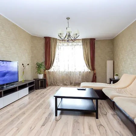 Minsklux Apartments 2 Bedrooms - 100Sqm On Mayakovskogo Str.15 *