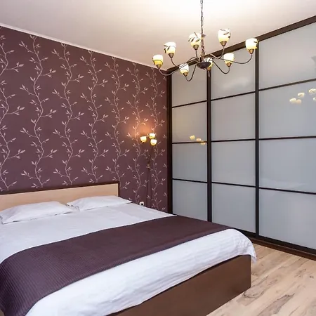 Apartment Minsklux Apartments 2 Bedrooms - 100Sqm On Mayakovskogo Str.15 *