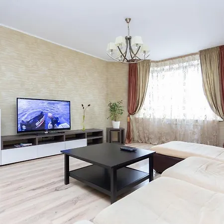 Minsklux Apartments 2 Bedrooms - 100Sqm On Mayakovskogo Str.15 Apartment