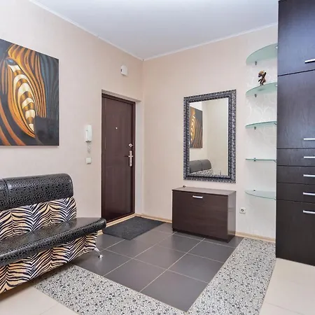 Apartment Minsklux Apartments 2 Bedrooms - 100Sqm On Mayakovskogo Str.15 Minsk