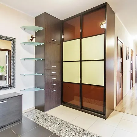 Minsklux Apartments 2 Bedrooms - 100Sqm On Mayakovskogo Str.15 *
